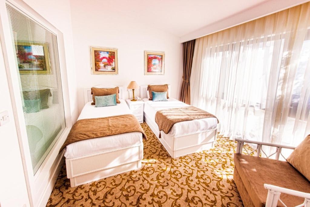 هتل اولیو تری